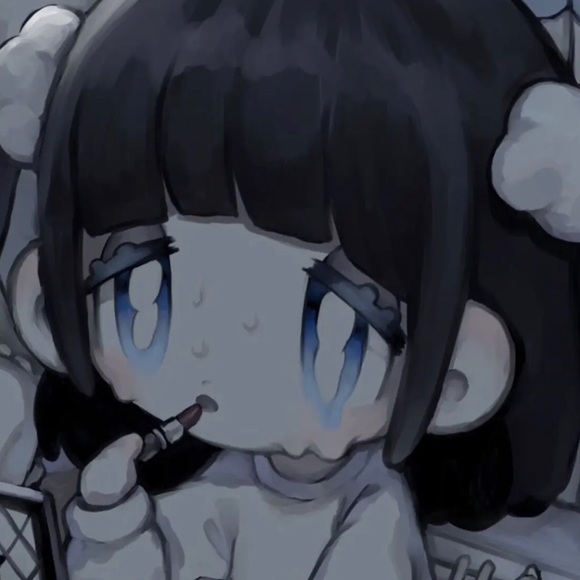 Meet your Posher, Alyssa - Picture 1 of 1